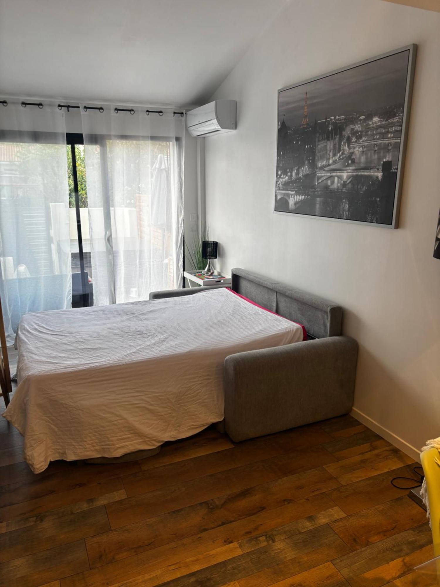 Logement Du Sud Avec Jacuzzi Sommieres Exterior photo